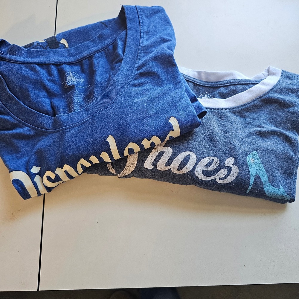 Disneyland Parks 2 shirt bundle xl‎ soft cotton short sleeve